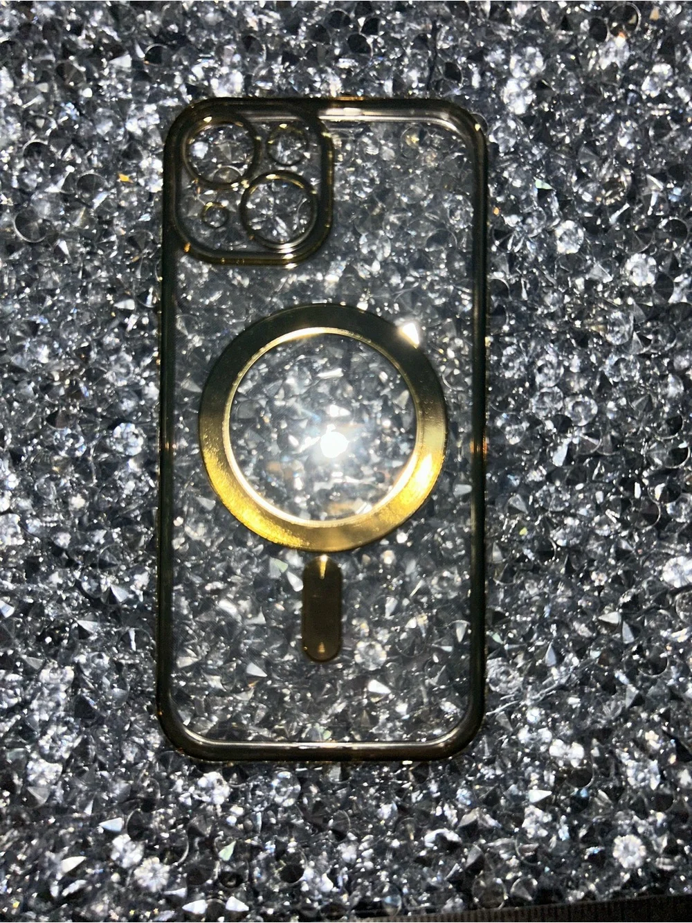 Clear Phone Case with Gold MagSafe Ring iPhone 15